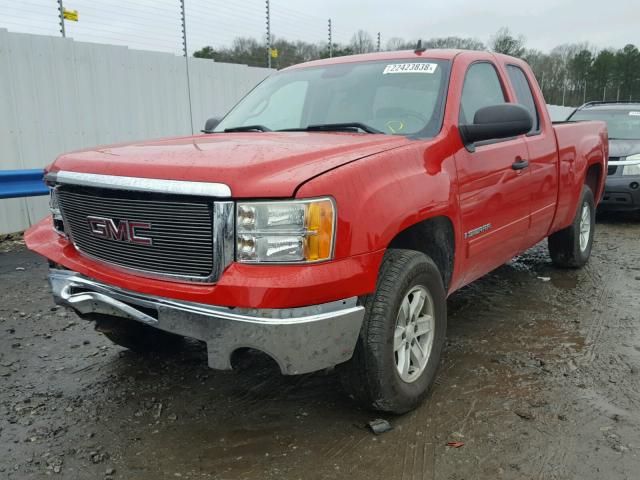 1GTEC29J29Z216333 - 2009 GMC SIERRA C15 RED photo 2