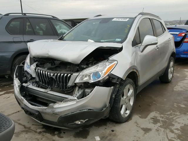 KL4CJGSB4FB265545 - 2015 BUICK ENCORE SILVER photo 2