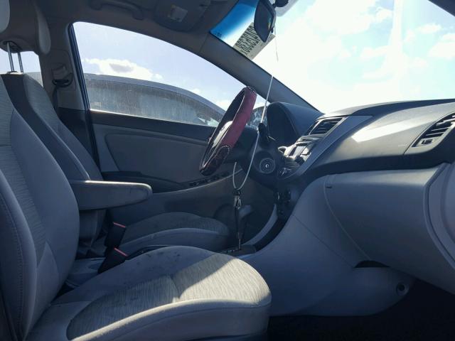 KMHCT4AE0FU889112 - 2015 HYUNDAI ACCENT GLS BLUE photo 5