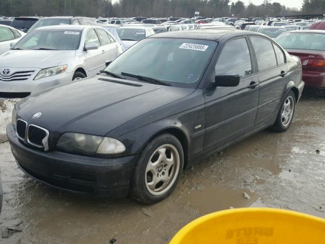 WBAAM3341YCB25608 - 2000 BMW 323 I BLACK photo 2