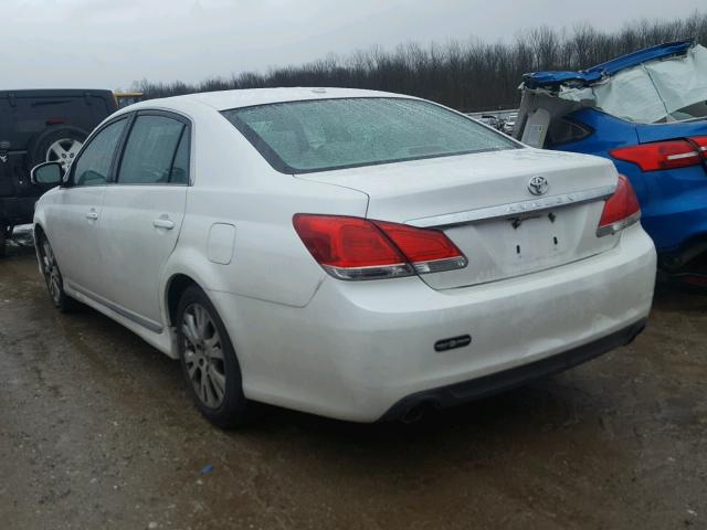 4T1BK3DB9BU410822 - 2011 TOYOTA AVALON BAS WHITE photo 3