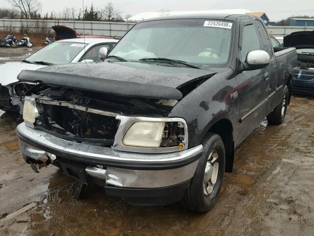 1FTZX1725WNB85139 - 1998 FORD F150 BLACK photo 2