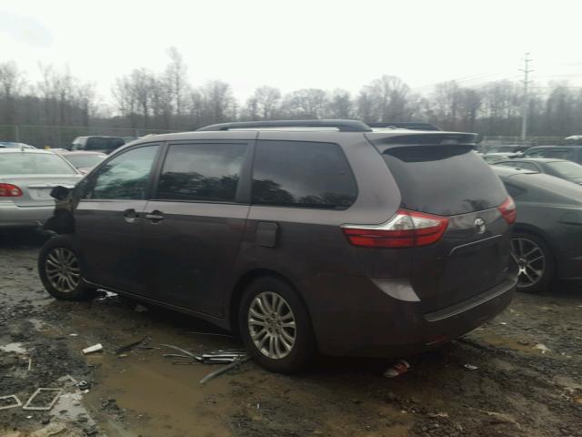 5TDYK3DCXGS734378 - 2016 TOYOTA SIENNA XLE GRAY photo 3