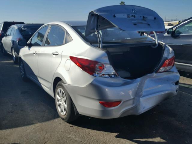 KMHCT4AE8DU559750 - 2013 HYUNDAI ACCENT GLS SILVER photo 3