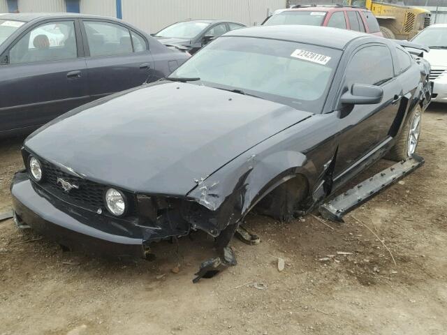 1ZVHT82H485104675 - 2008 FORD MUSTANG GT BLACK photo 2