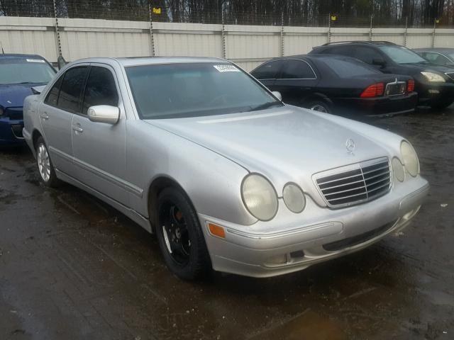 WDBJF65J8YA969914 - 2000 MERCEDES-BENZ E 320 SILVER photo 1