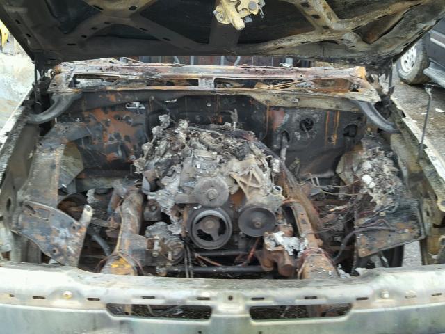 1GCEK14V55Z264216 - 2005 CHEVROLET SILVERADO BURN photo 7