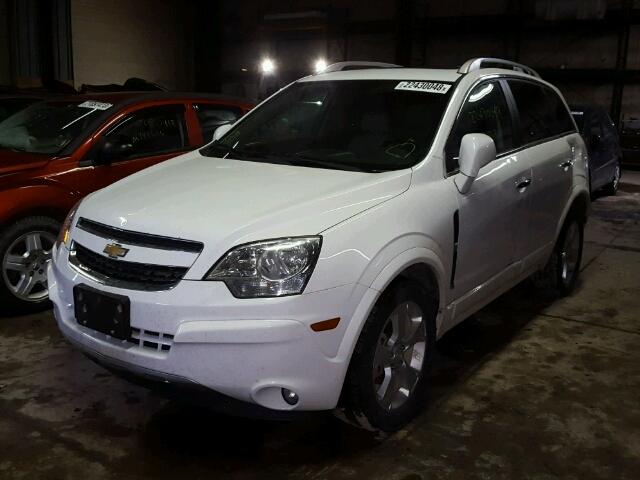 3GNAL4EK1DS628636 - 2013 CHEVROLET CAPTIVA LT WHITE photo 2