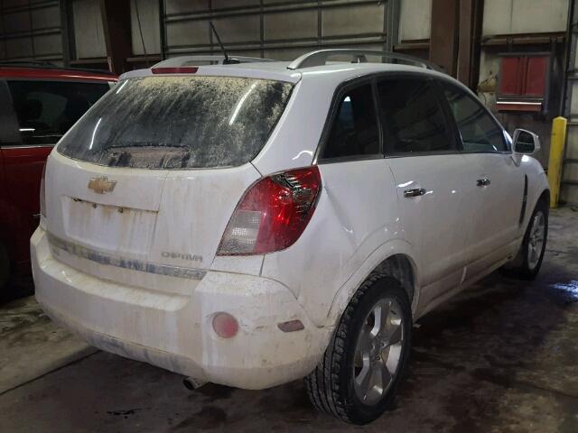 3GNAL4EK1DS628636 - 2013 CHEVROLET CAPTIVA LT WHITE photo 4