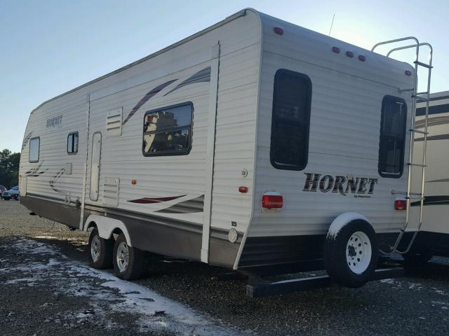 4YDT32R28A7203549 - 2010 KEYSTONE HORNET WHITE photo 3