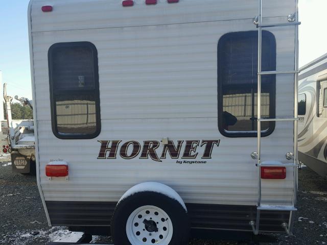 4YDT32R28A7203549 - 2010 KEYSTONE HORNET WHITE photo 9