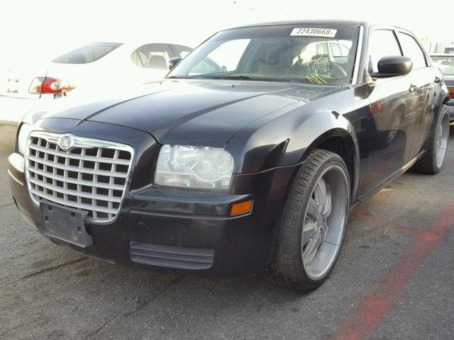 2C3KA43R07H782835 - 2007 CHRYSLER 300 BLACK photo 2