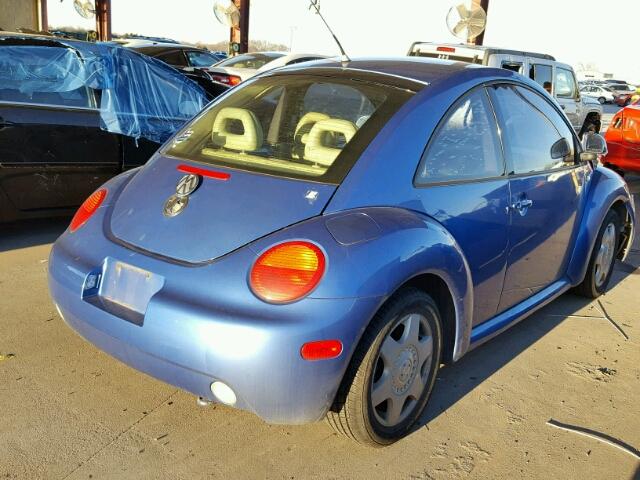3VWCD21C4YM416709 - 2000 VOLKSWAGEN NEW BEETLE 蓝色 照片 4