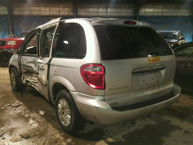 1A4GP45R56B671230 - 2006 CHRYSLER TOWN & COU SILVER photo 3