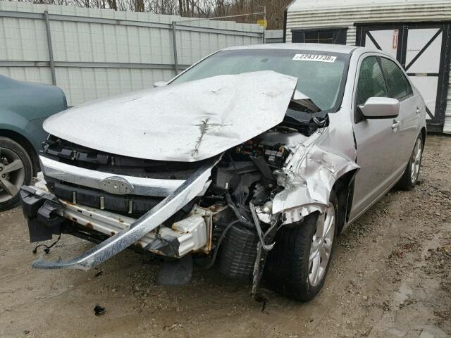 3FAHP0HA1CR239160 - 2012 FORD FUSION SE SILVER photo 2