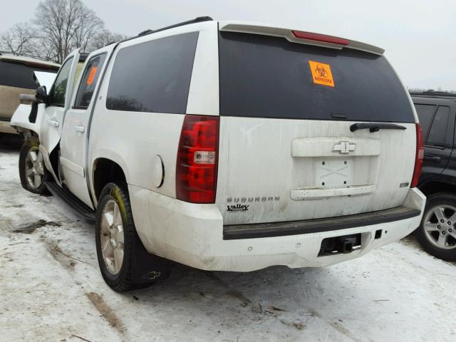 1GNFK16347J206025 - 2007 CHEVROLET SUBURBAN K WHITE photo 3