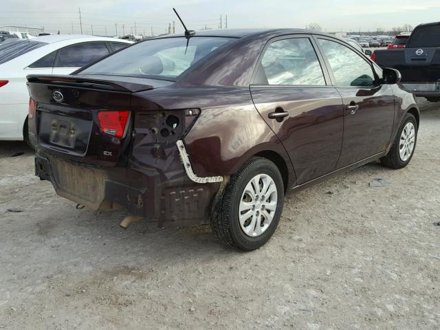 KNAFU4A20B5437439 - 2011 KIA FORTE EX MAROON photo 4