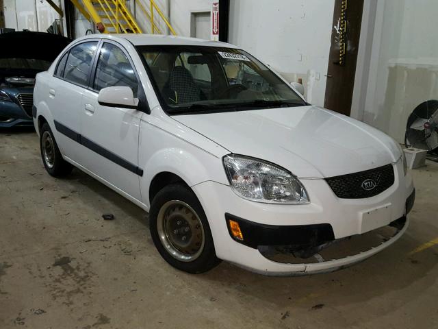 KNADE123666151007 - 2006 KIA RIO WHITE photo 1