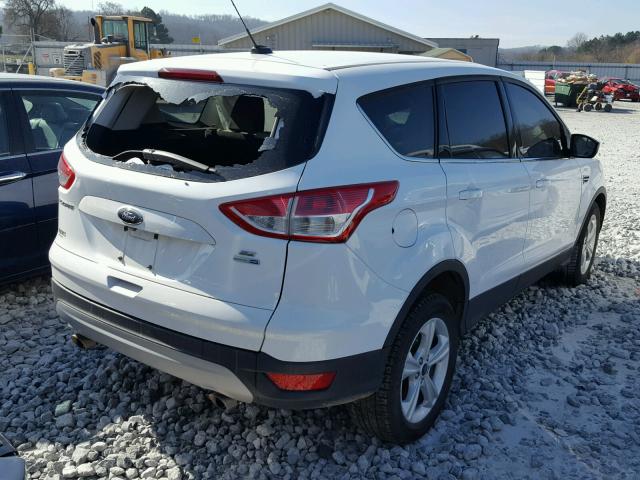 1FMCU9GX5EUC60933 - 2014 FORD ESCAPE SE WHITE photo 4