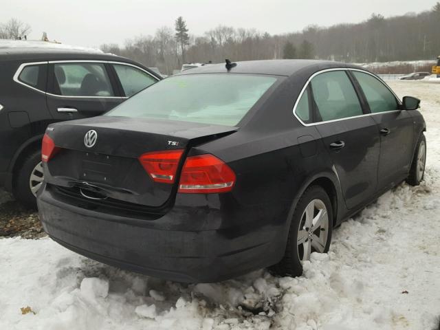 1VWAT7A33FC100577 - 2015 VOLKSWAGEN PASSAT S შავი ფოტო 4