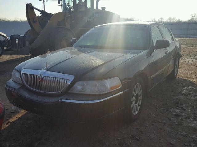 1LNHM81V67Y621167 - 2007 LINCOLN TOWN CAR S BLACK photo 2