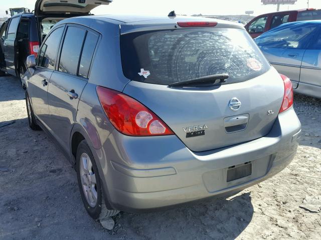 3N1BC13E09L393966 - 2009 NISSAN VERSA S GRAY photo 3