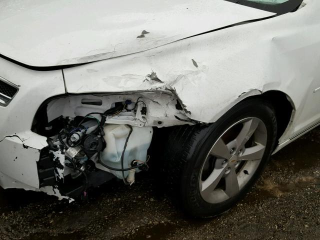 1G1ZC5E17BF393758 - 2011 CHEVROLET MALIBU 1LT 白色 照片 9