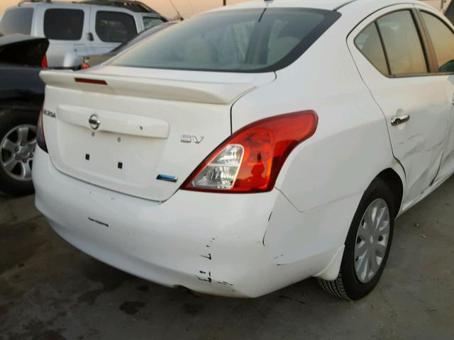 3N1CN7AP4DL836117 - 2013 NISSAN VERSA S WHITE photo 9