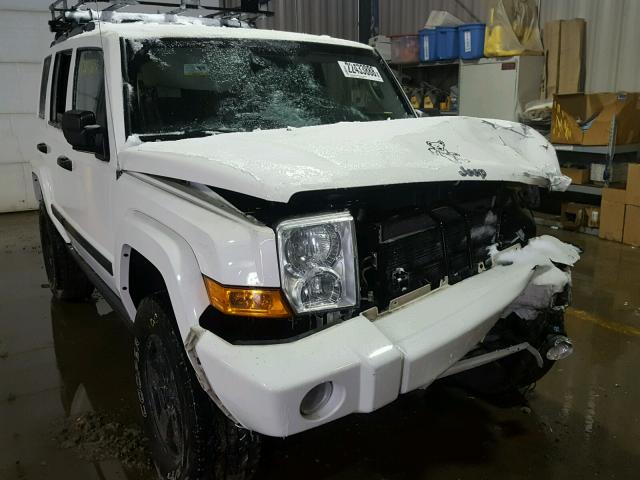 1J8HG48K76C270984 - 2006 JEEP COMMANDER WHITE photo 9