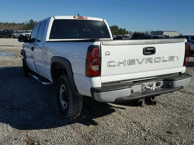 1GCHK29U04E273706 - 2004 CHEVROLET SILVERADO WHITE photo 3