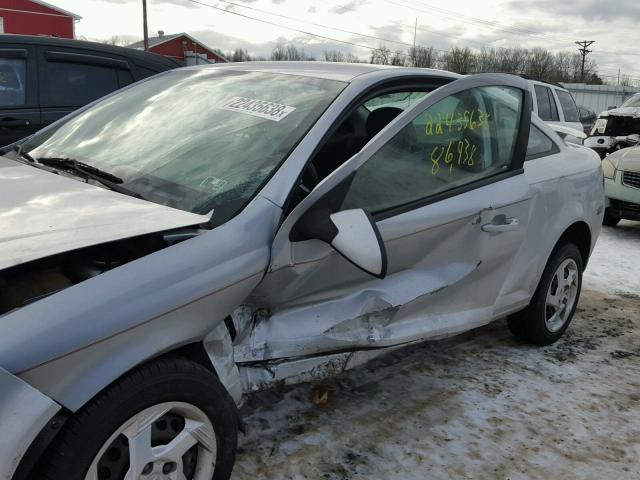 1G2AL15F377247498 - 2007 PONTIAC G5 SILVER photo 9