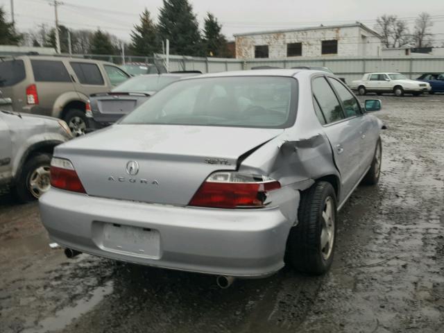 19UUA56643A032506 - 2003 ACURA 3.2TL SILVER photo 4