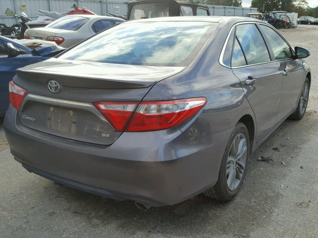4T1BF1FK6FU485845 - 2015 TOYOTA CAMRY LE CHARCOAL photo 4