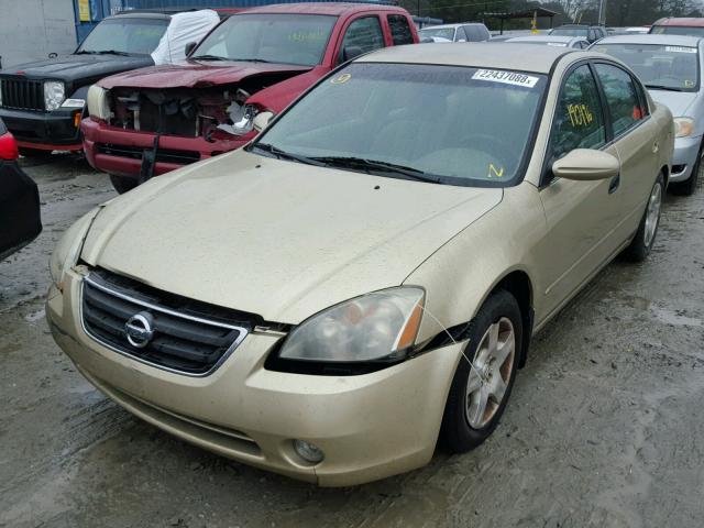 1N4AL11D32C276845 - 2002 NISSAN ALTIMA BAS GOLD photo 2