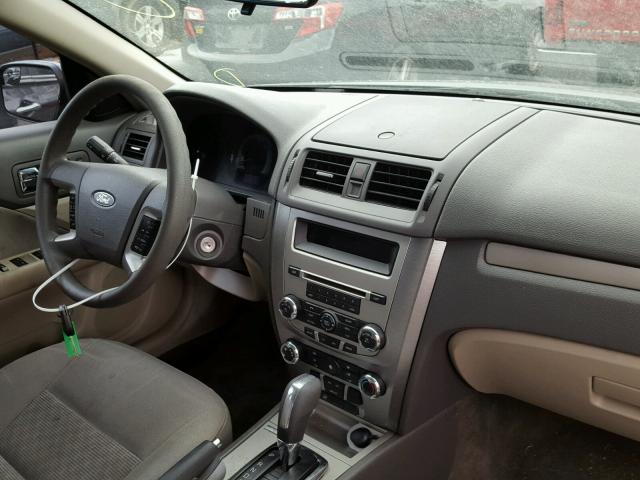 3FAHP0HA4BR269252 - 2011 FORD FUSION SE GRAY photo 9