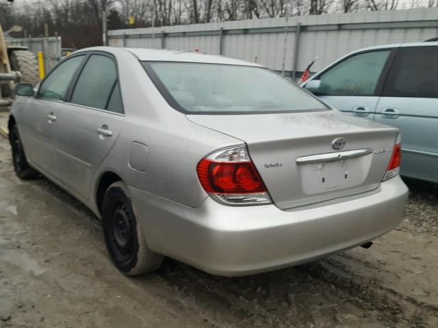 4T1BE32K86U699837 - 2006 TOYOTA CAMRY LE SILVER photo 3