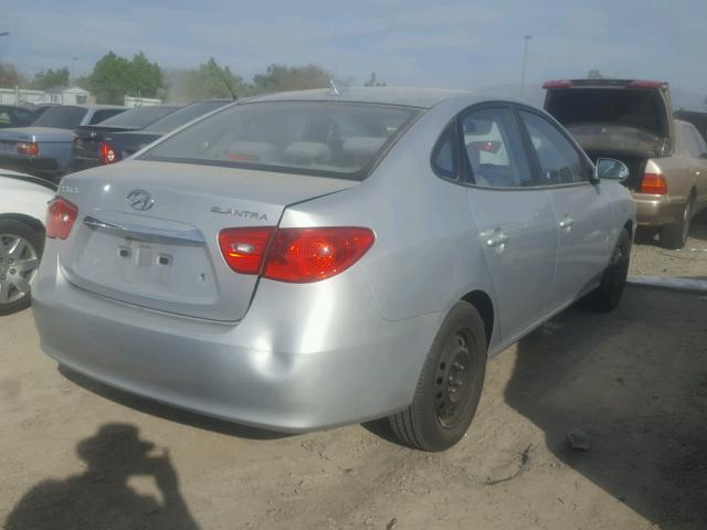 KMHDU4AD2AU836719 - 2010 HYUNDAI ELANTRA BL SILVER photo 4