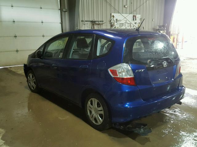 JHMGE8G26AS000692 - 2010 HONDA FIT BLUE photo 3