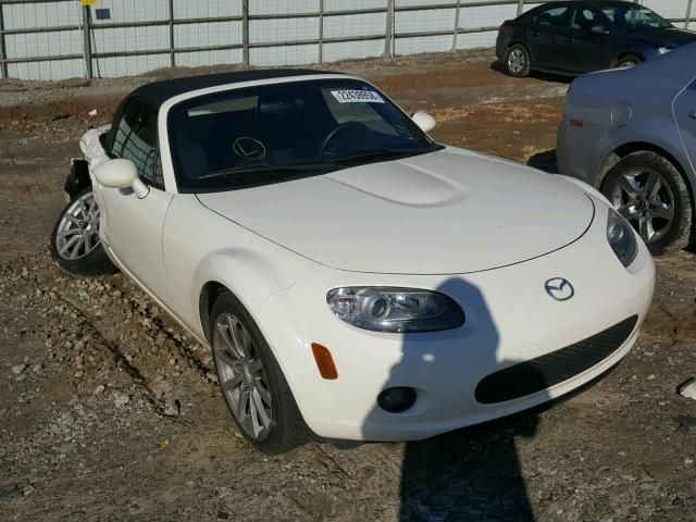 JM1NC25F670134267 - 2007 MAZDA MX-5 MIATA WHITE photo 1