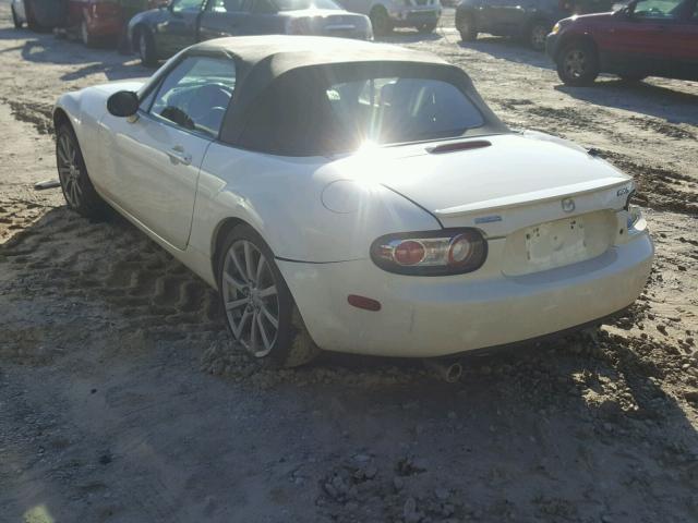 JM1NC25F670134267 - 2007 MAZDA MX-5 MIATA WHITE photo 3