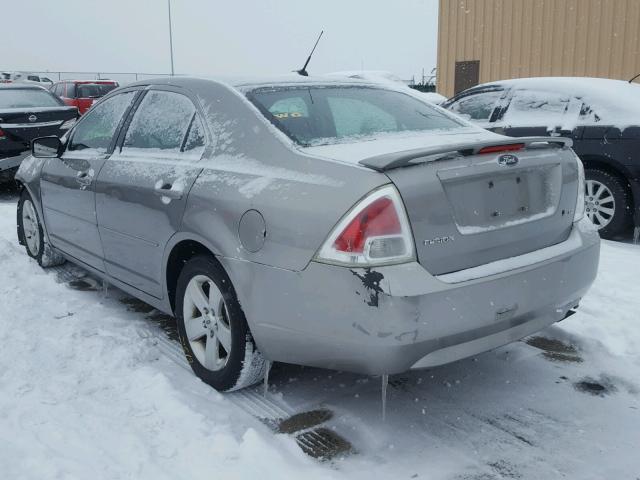 3FAHP07Z18R242929 - 2008 FORD FUSION SE SILVER photo 3