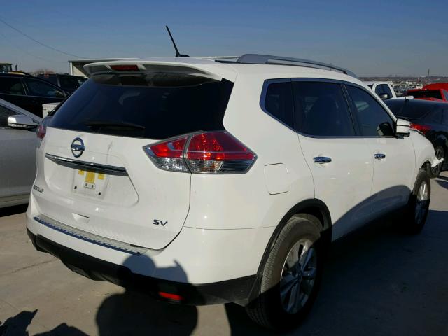 JN8AT2MT6GW022396 - 2016 NISSAN ROGUE S WHITE photo 4