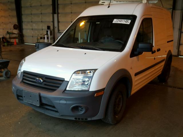 NM0LS7CN6DT159923 - 2013 FORD TRANSIT CO WHITE photo 2