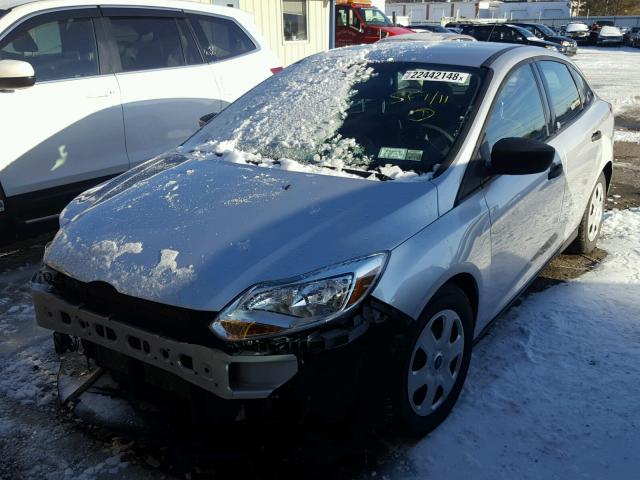 1FAHP3E28CL125007 - 2012 FORD FOCUS S SILVER photo 2