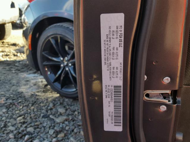 2C3CDXBG2HH643613 - 2017 DODGE CHARGER SE GRAY photo 10