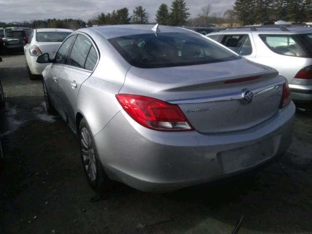 W04GR5EC9B1002776 - 2011 BUICK REGAL CXL SILVER photo 3