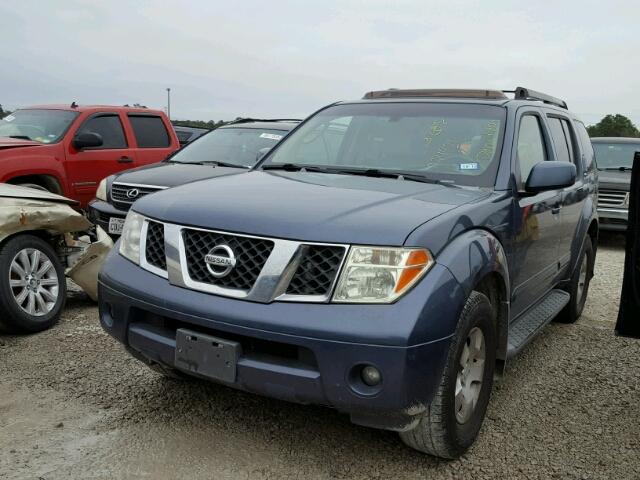 5N1AR18U57C623903 - 2007 NISSAN PATHFINDER BLUE photo 2