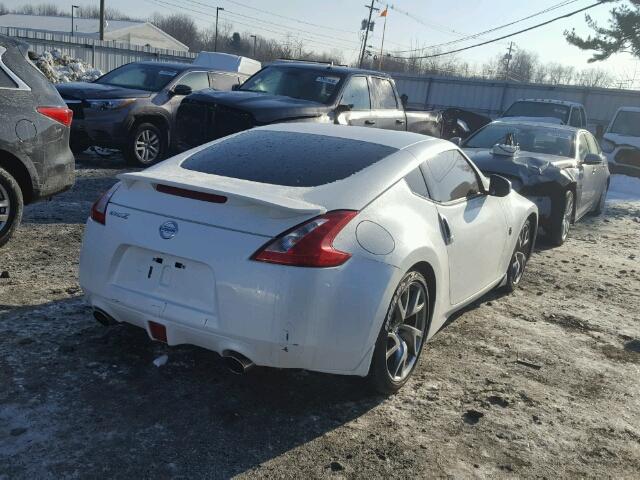 JN1AZ4EH1GM936568 - 2016 NISSAN 370Z BASE WHITE photo 4