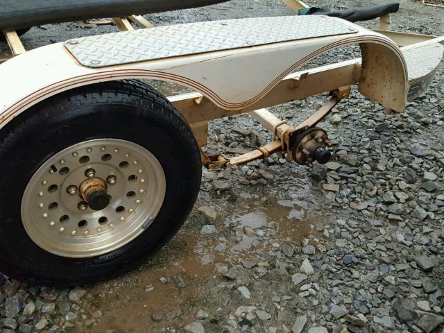 STE1U373J494 - 1998 BOAT TRAILER WHITE photo 8