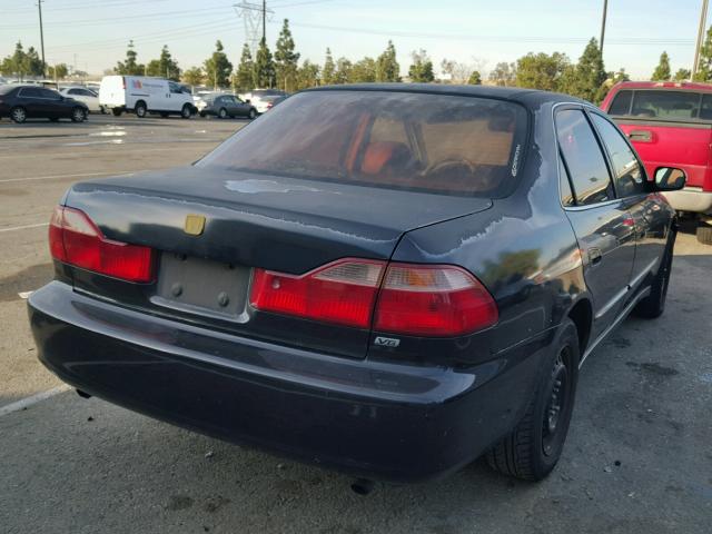 1HGCG1659XA047485 - 1999 HONDA ACCORD EX BLACK photo 4